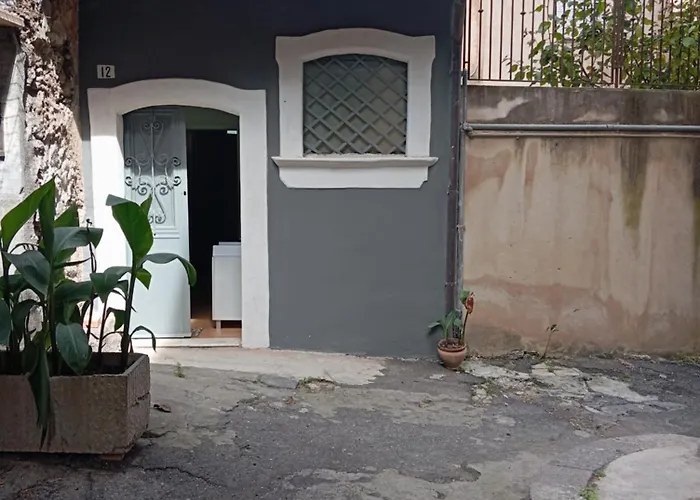 Della Rotonda * كاتانيا